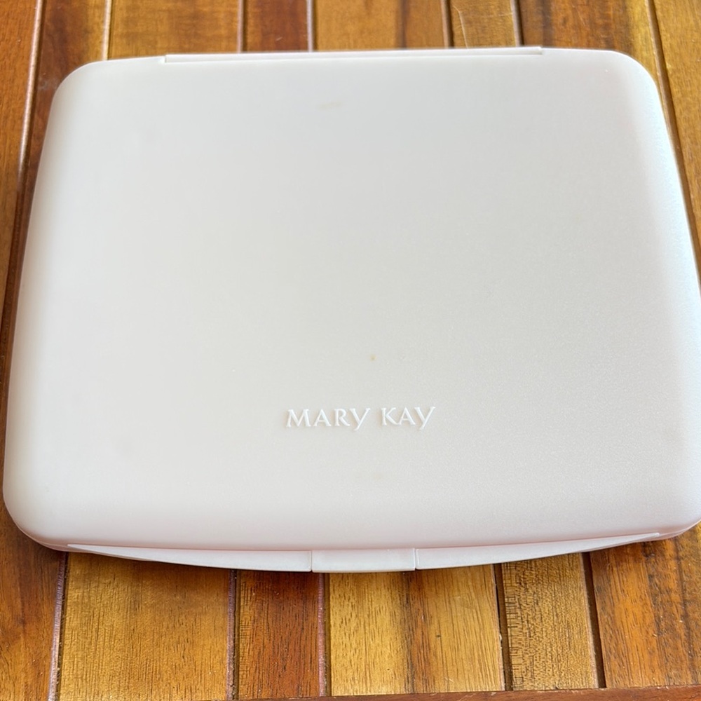Vintage Mary Kay Travel Baby Pink 2 sided Makeup Mirror Magnifying. Hard Case